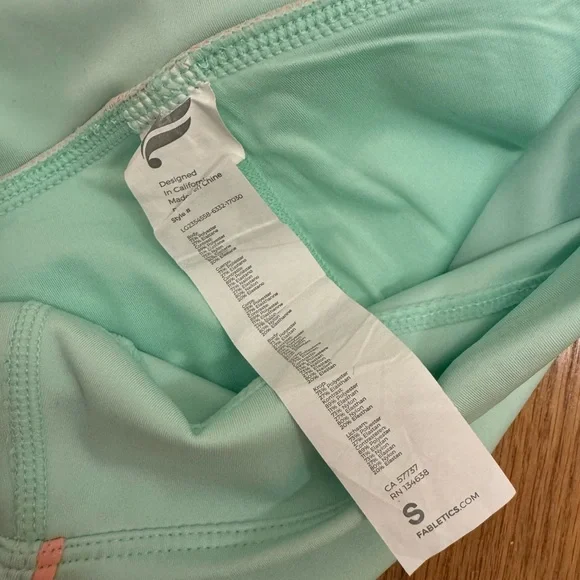 LIKE NEW Fabletics Mint Green Leggings - Picture 6 of 6